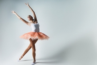 How Dancers Stretch Their Feet